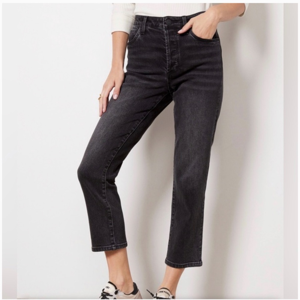 Kut from the Kloth High-Rise Straight Leg Jeans in Washed Black